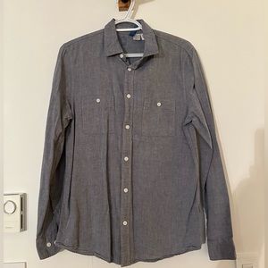 H&M men’s button down shirt, size small